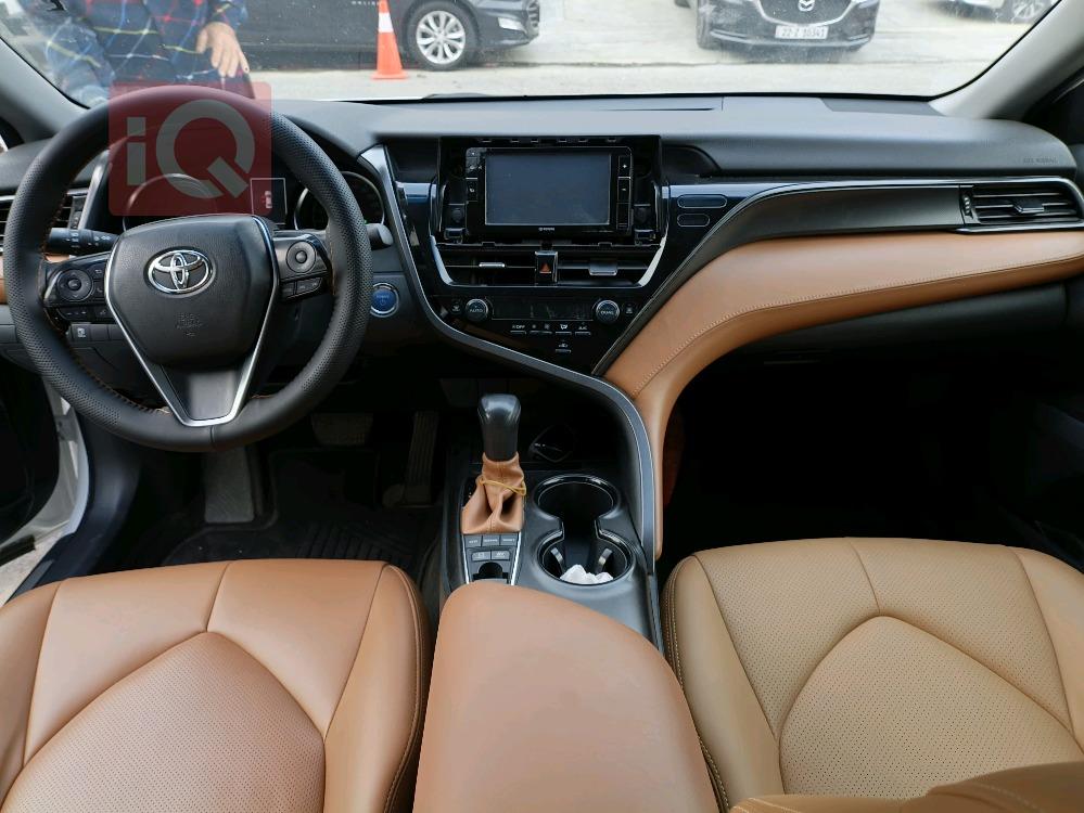 تۆیۆتا کامری